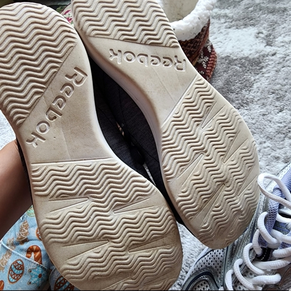Laced Reebok - size 8 - Picture 4 of 4